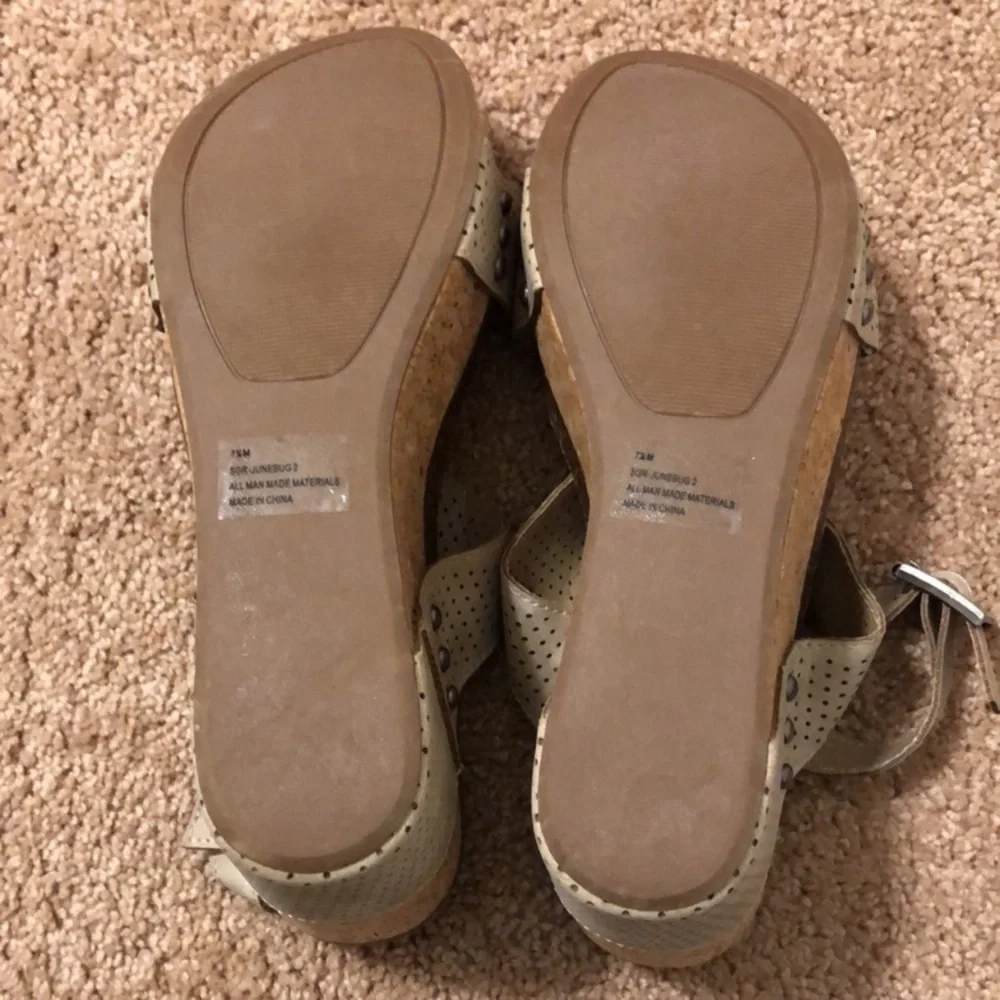 Sugar Women's Beige Wedge Sandals Size 7.5 M
